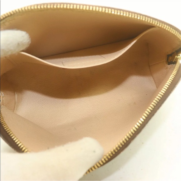 Louis Vuitton Cosmetic Pouch - Picture 9 of 10